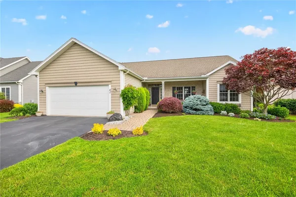 $460,000 | 42 Peaceful Harbor Lane, Webster, NY 14580
