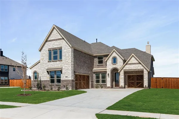 $610,000 | 421 Birkdale Lane, Red Oak, TX 75154