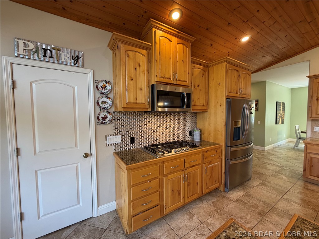 184 State Park Road Brumley, MO 65017 - Photo 9 of 100 Beautiful Cabinets