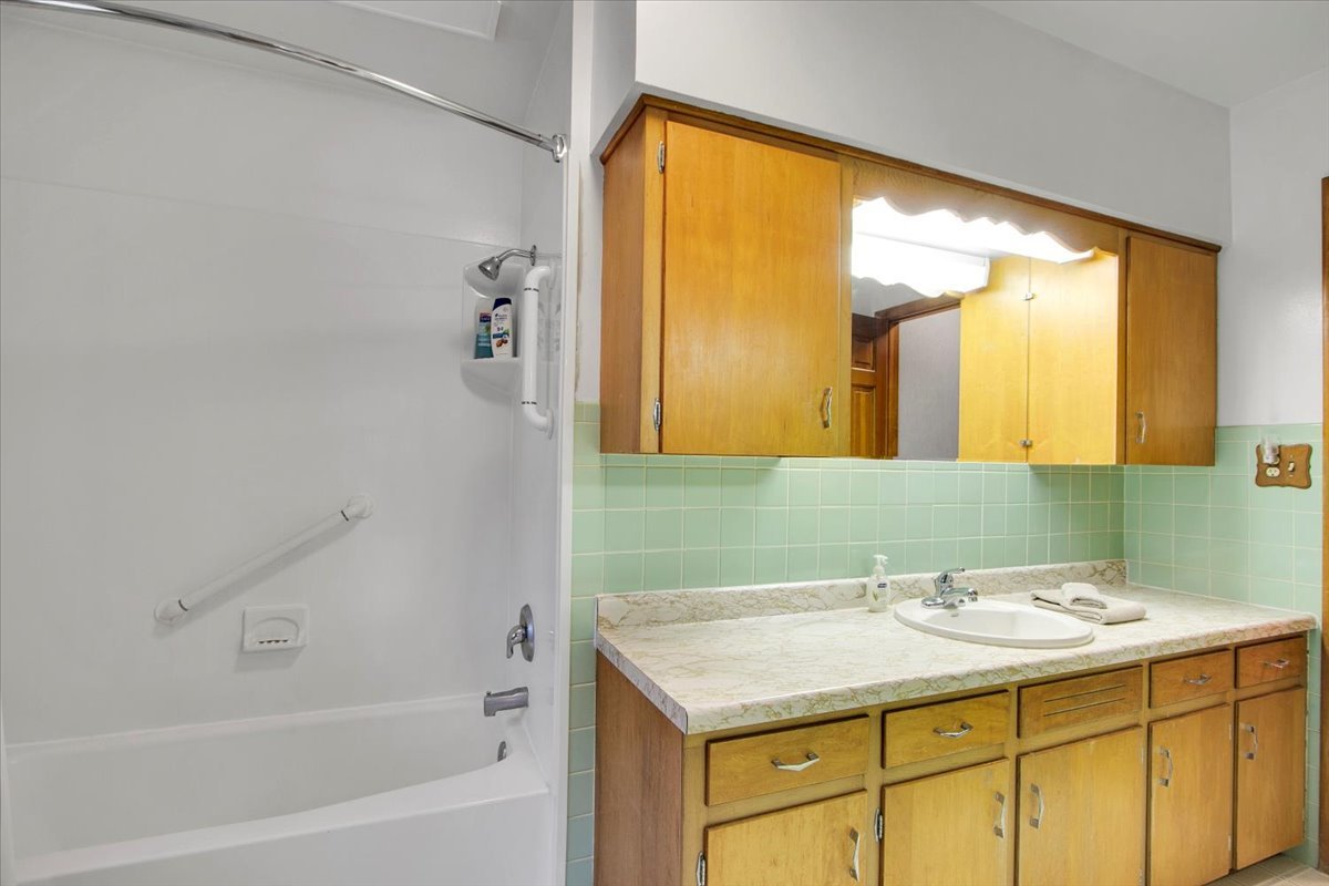 10045 Tabler Road Morris, IL 60450 - Photo 12 of 40