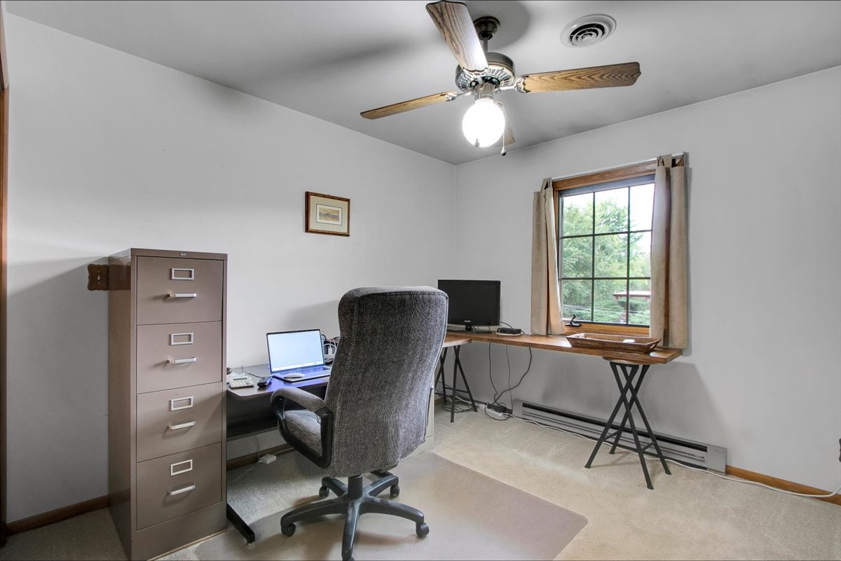 10045 Tabler Road Morris, IL 60450 - Photo 15 of 40