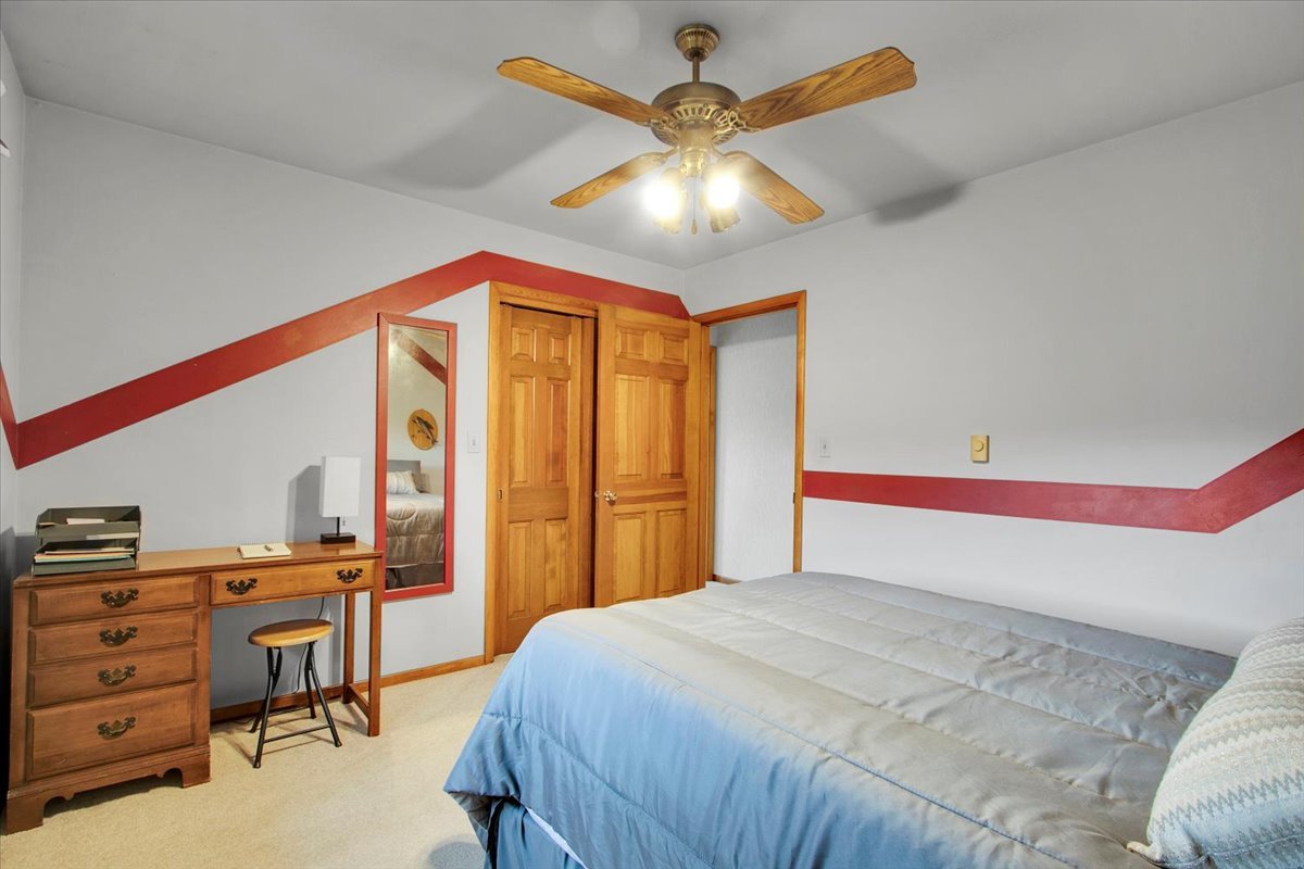 10045 Tabler Road Morris, IL 60450 - Photo 17 of 40