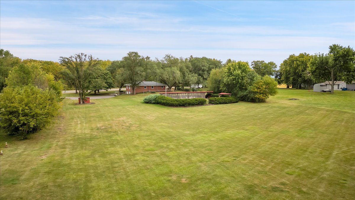 10045 Tabler Road Morris, IL 60450 - Photo 31 of 40