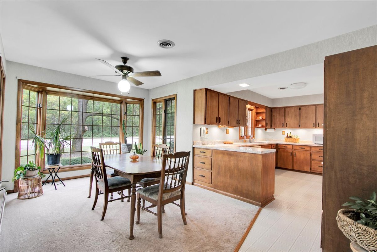 10045 Tabler Road Morris, IL 60450 - Photo 6 of 40