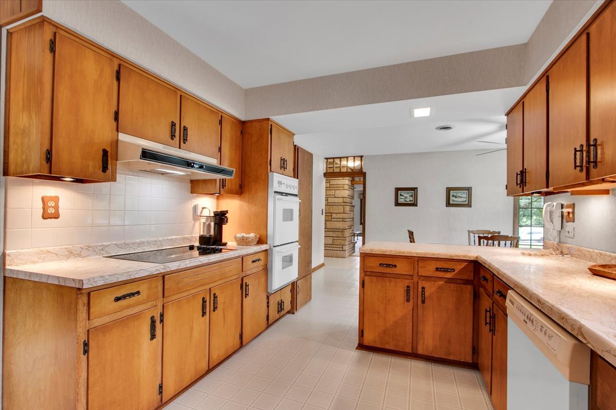 10045 Tabler Road Morris, IL 60450 - Photo 7 of 40