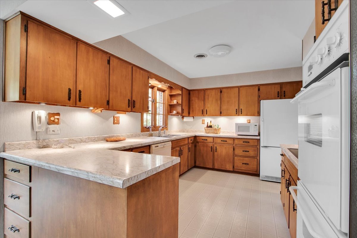 10045 Tabler Road Morris, IL 60450 - Photo 8 of 40