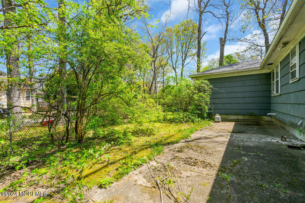 371 Case Road Lakewood, NJ 08701 - Photo 13 of 16 hidden-026_dsc08953