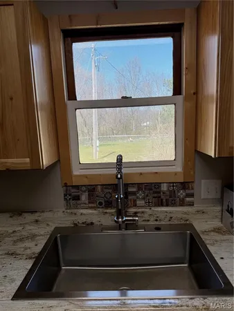 $199,900 | 12223 Nodaway Lane, Plato, MO 65552