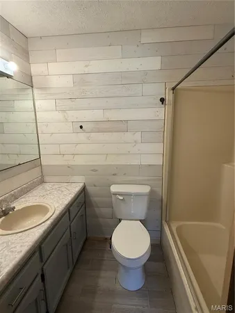 $199,900 | 12223 Nodaway Lane, Plato, MO 65552