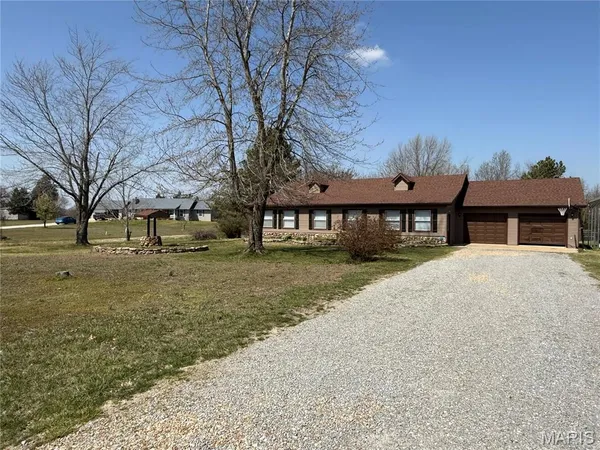 $199,900 | 12223 Nodaway Lane, Plato, MO 65552