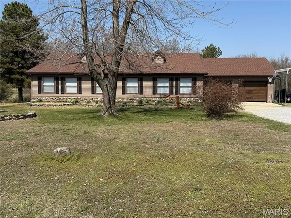 $199,900 | 12223 Nodaway Lane, Plato, MO 65552