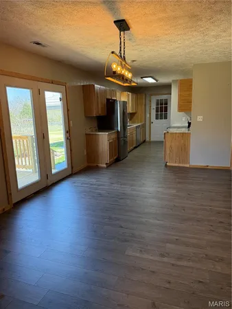 $199,900 | 12223 Nodaway Lane, Plato, MO 65552