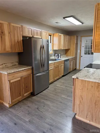 $199,900 | 12223 Nodaway Lane, Plato, MO 65552