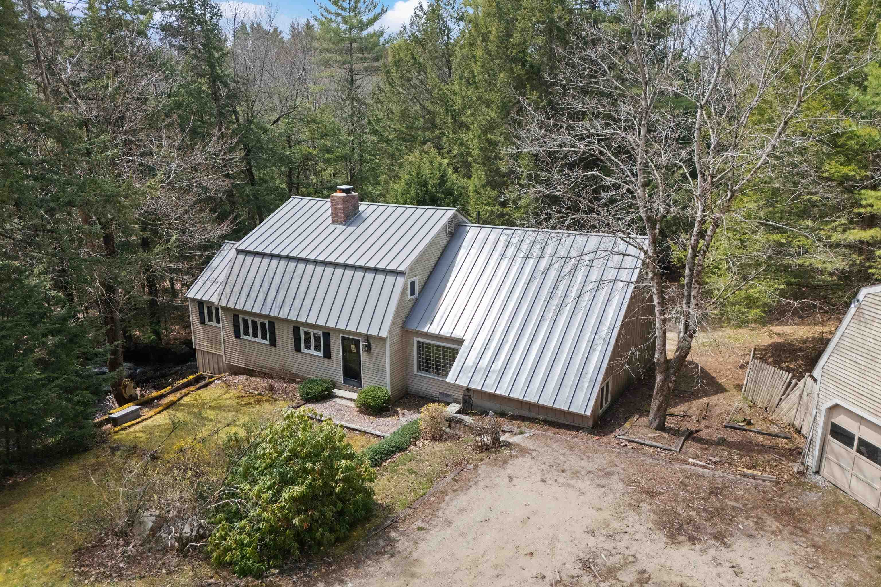 73 Clark Mill Road Weare, NH 03281 - Photo 3 of 59