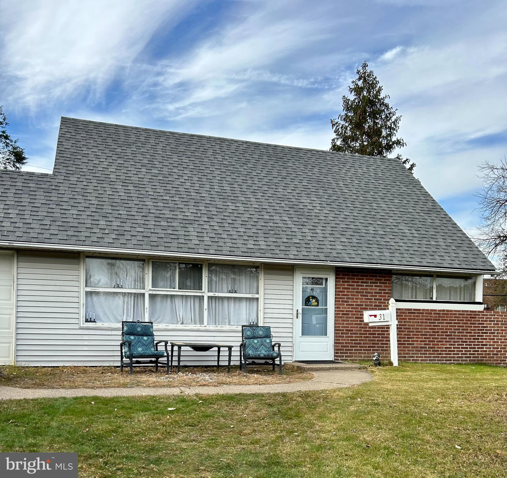 31 Verdant Road Levittown, PA 19057 - Photo 1 of 4 31 Verdant