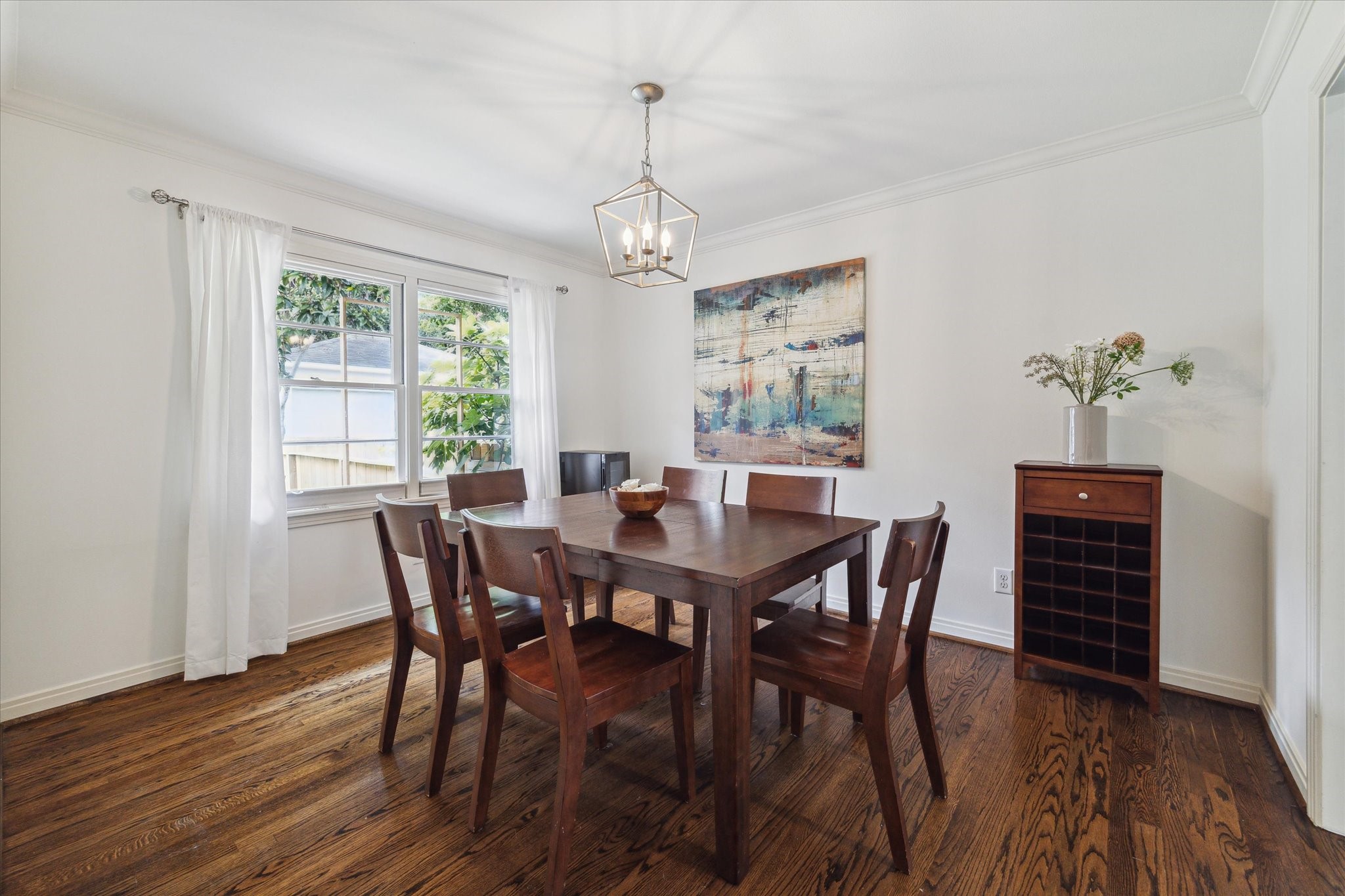 3215 Castlewood Street Houston, TX 77025 - Photo 8 of 32