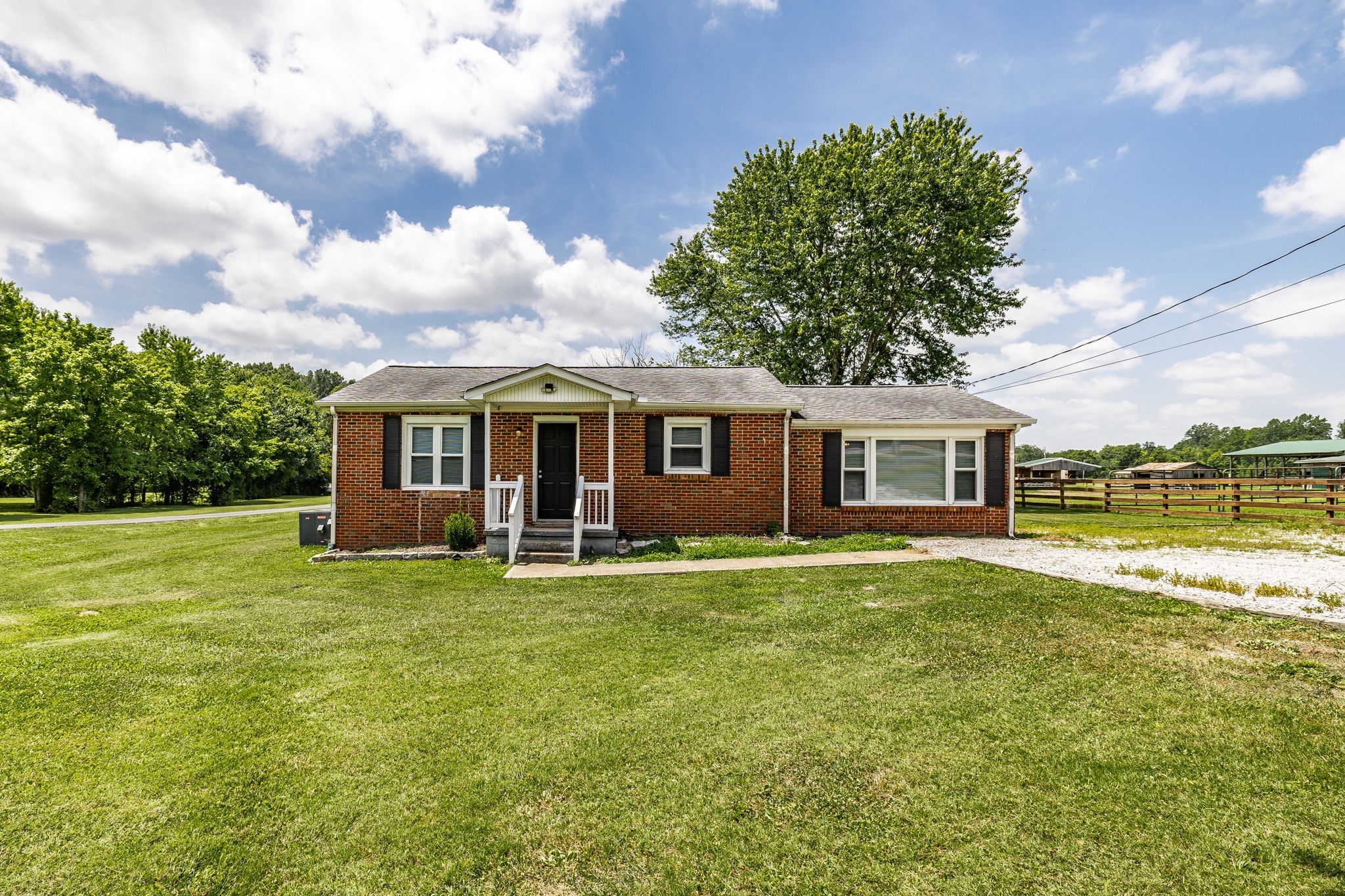 2952 Highway 41 South Springfield, TN 37172 - Photo 1 of 43