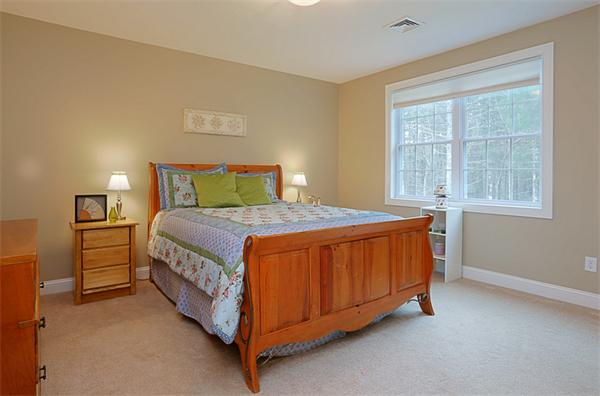 27 Sullivan Way Foxboro, MA 02035 - Photo 9 of 14