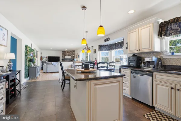 $624,500 | 36 Moray Lane, Sewell, NJ 08080