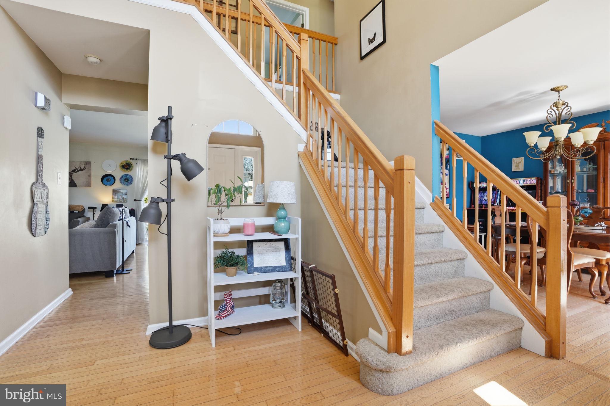 36 Moray Lane Sewell, NJ 08080 - Photo 27 of 40 a view of entryway and hall