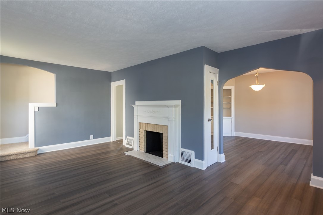 2009 Goodnor Road Cleveland Heights, OH 44118 - Photo 9 of 21