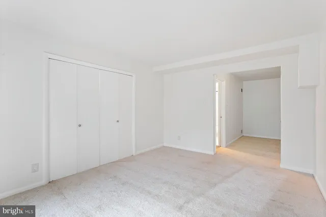 $235,000 | 11611 Vantage Hill Road, Unit 1A, Reston, VA 20190