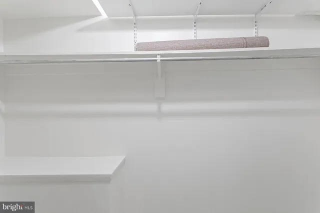 $235,000 | 11611 Vantage Hill Road, Unit 1A, Reston, VA 20190