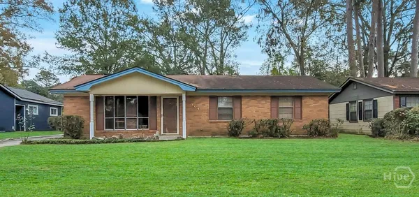 $1,500 | 304 Olmstead Drive, Savannah, GA 31408