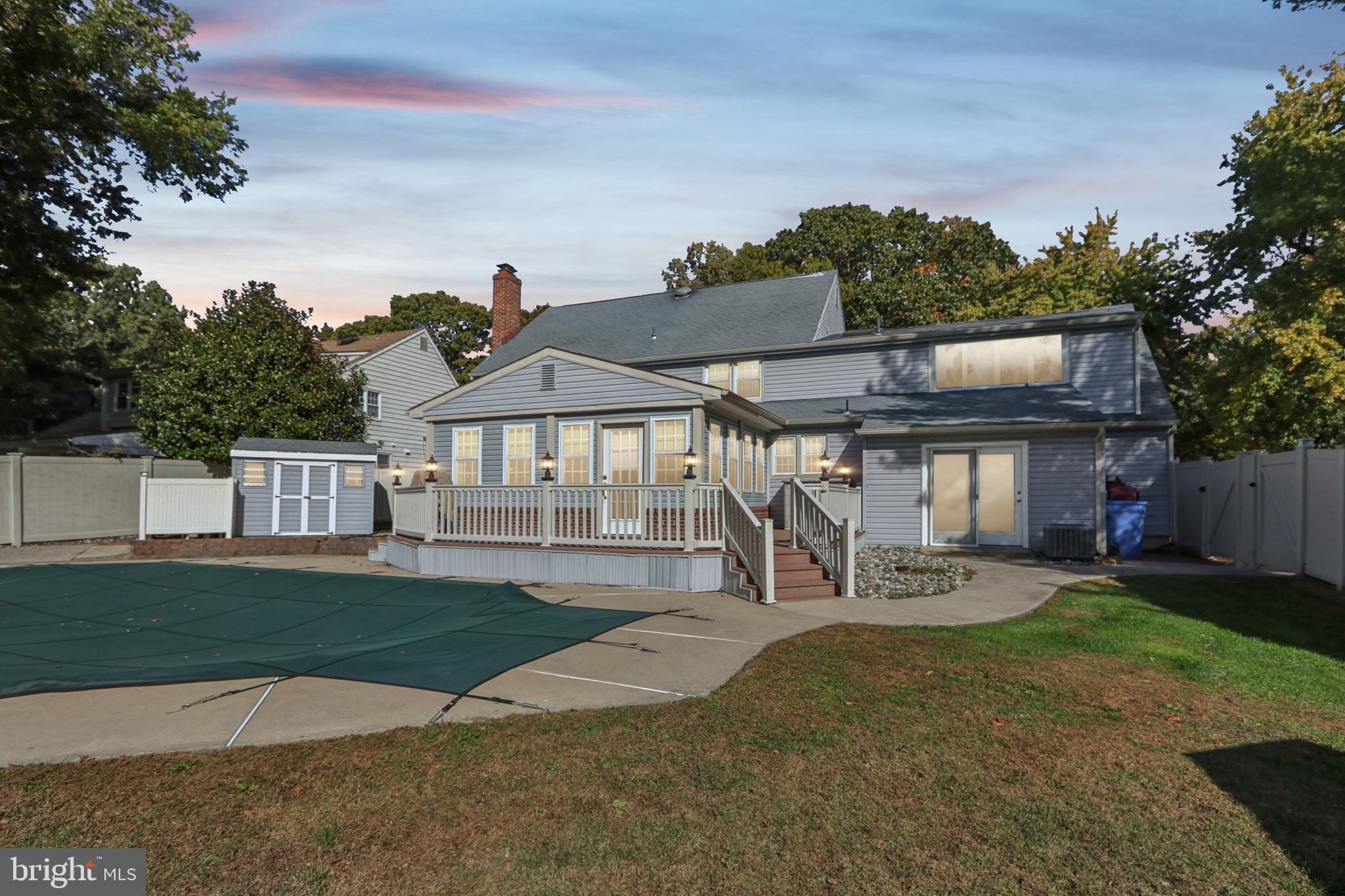102 Partree Road Cherry Hill, NJ 08003 - Photo 82 of 87 a front view of a house with garden