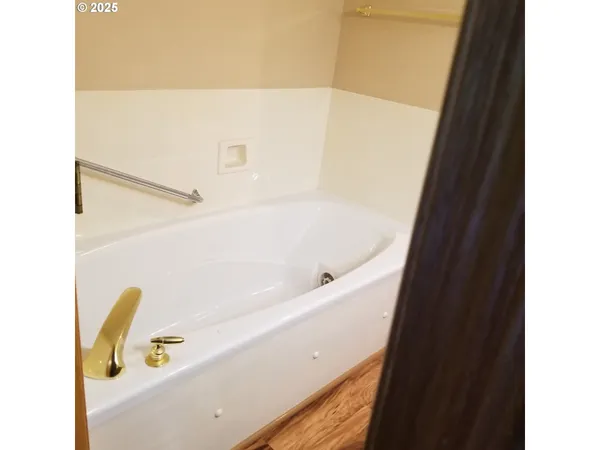 $599,900 | 1863 Mill Creek Drive, Prospect, OR 97536