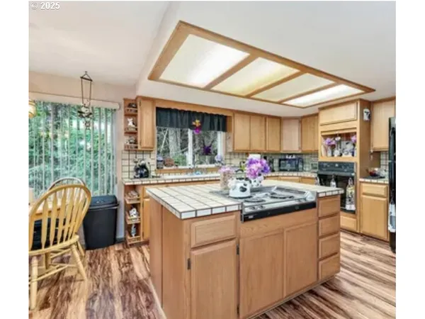 $599,900 | 1863 Mill Creek Drive, Prospect, OR 97536