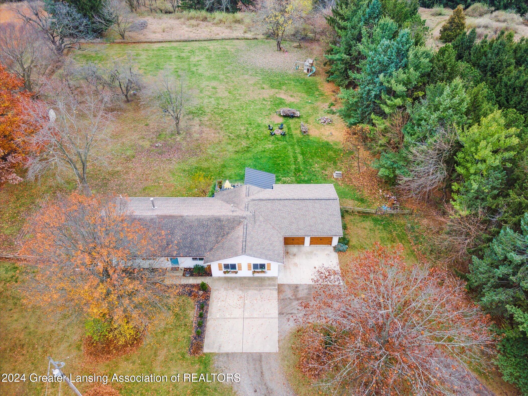 10582 Cutler Road Portland, MI 48875 - Photo 6 of 58 49-10582-Cutler-Rd-Portland-MI-48875-Win