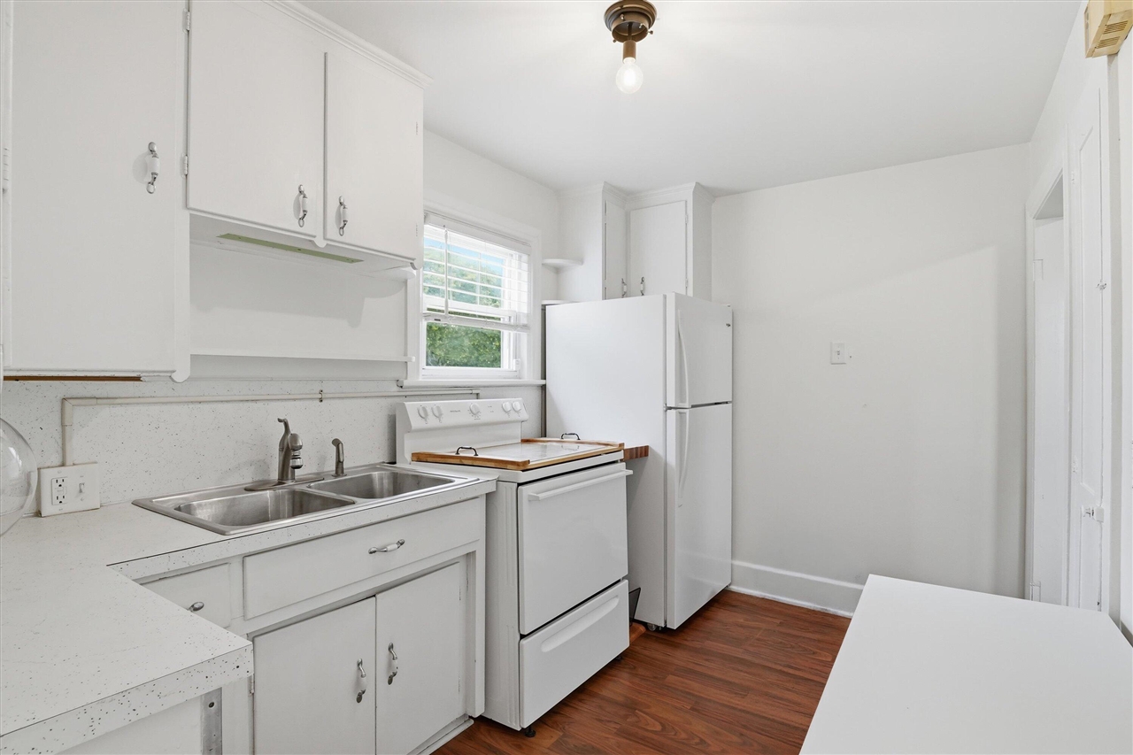 707 Harrison Street, Unit : 2 Monroe, MI 48161 - Photo 8 of 34