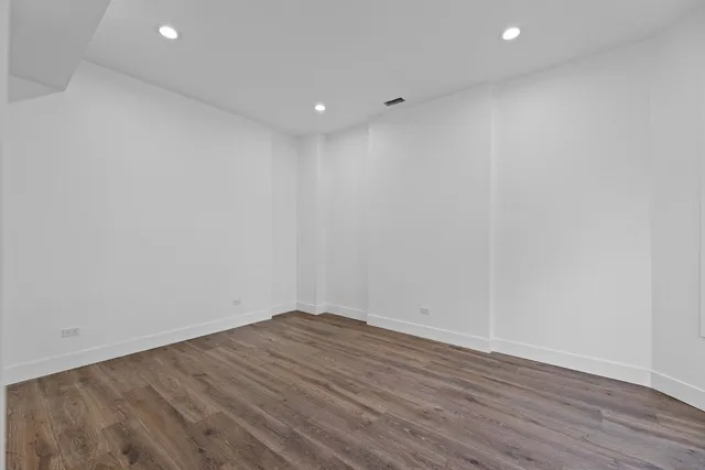 $699,000 | 1421 East 69th Place, Chicago, IL 60637