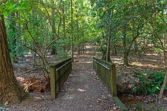 $2,700 | 408 Sycamore Drive, Unit D, Decatur, GA 30030