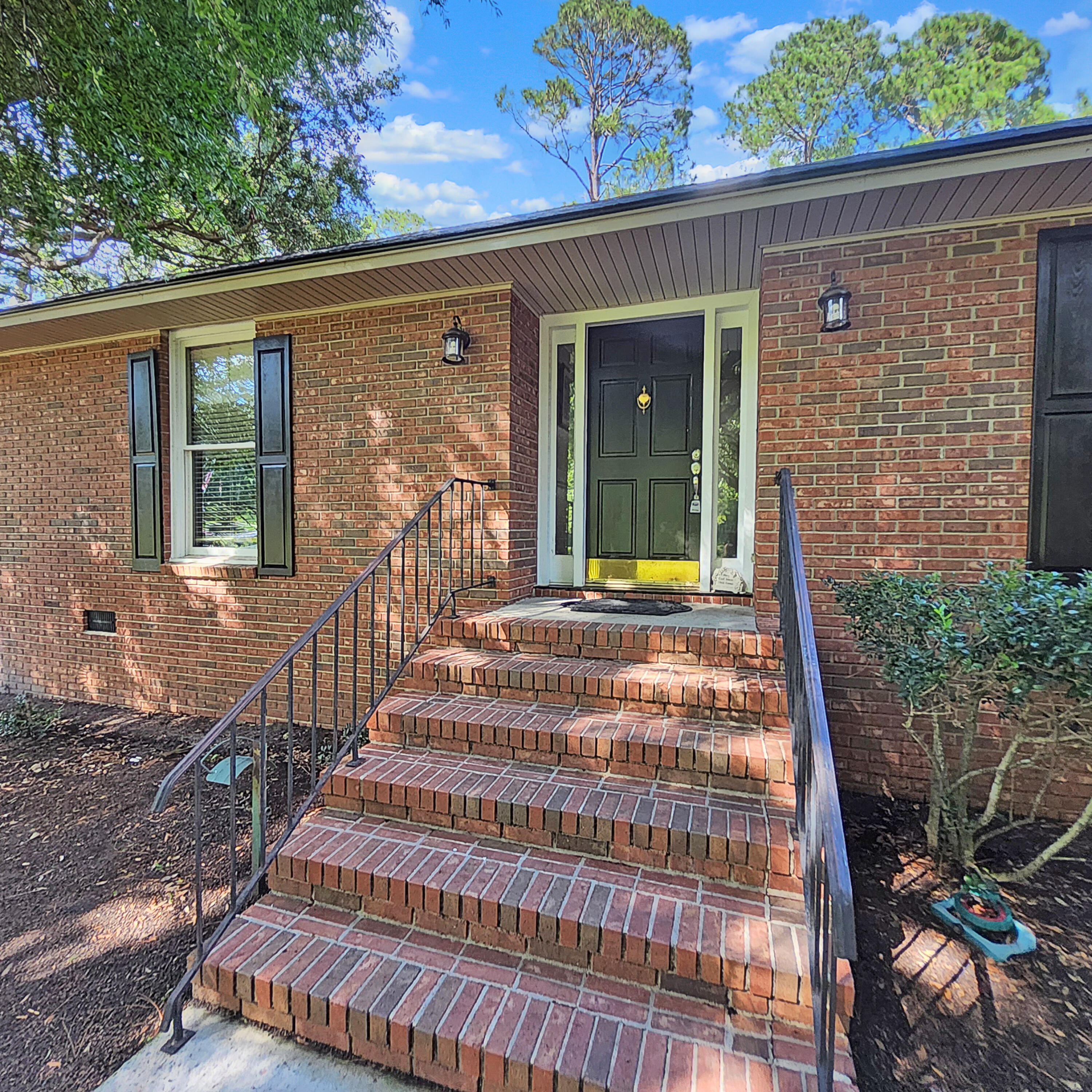 119 Saluda Drive Santee, SC 29142 - Photo 6 of 61 20250717_165245