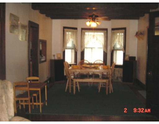 28 Hobson Street Springfield, MA 01109 - Photo 8 of 17