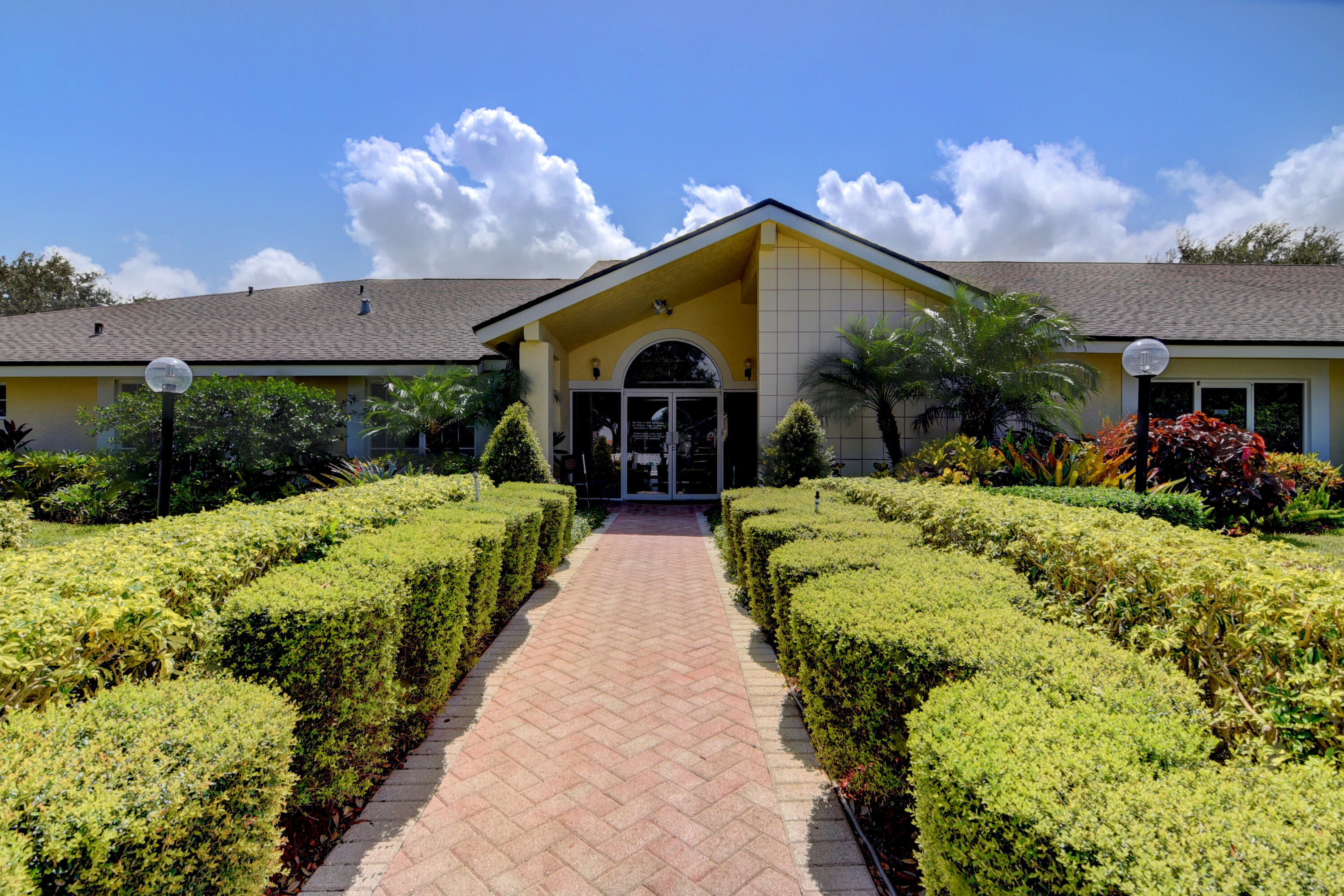 18581 Cherborg Drive Boca Raton, FL 33496 - Photo 36 of 45 Park Lane (2)