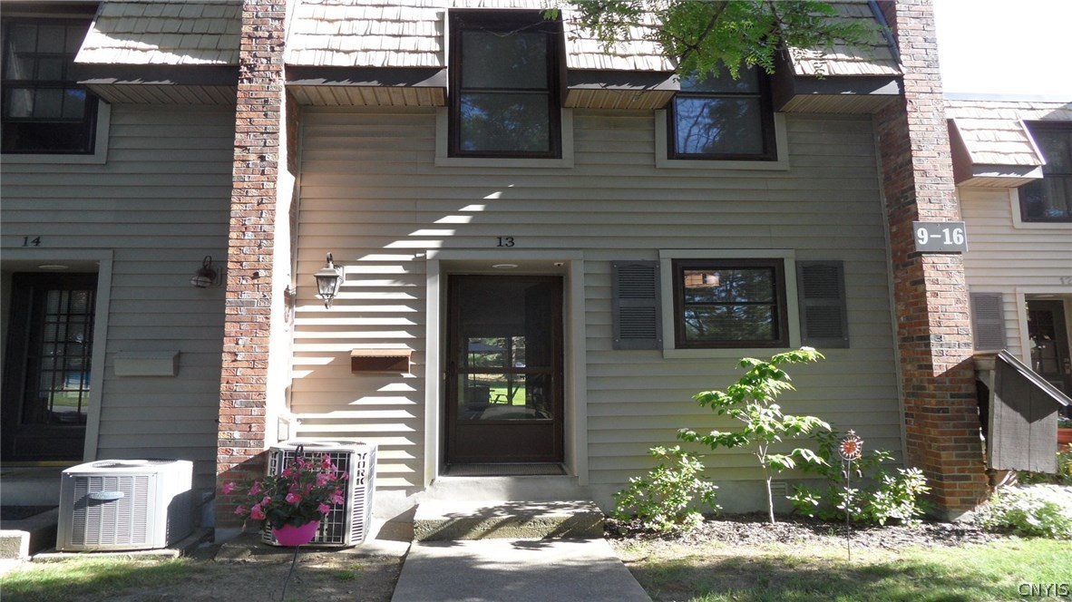 13 Chestnut Hills, New Hartford, NY 13413 Compass