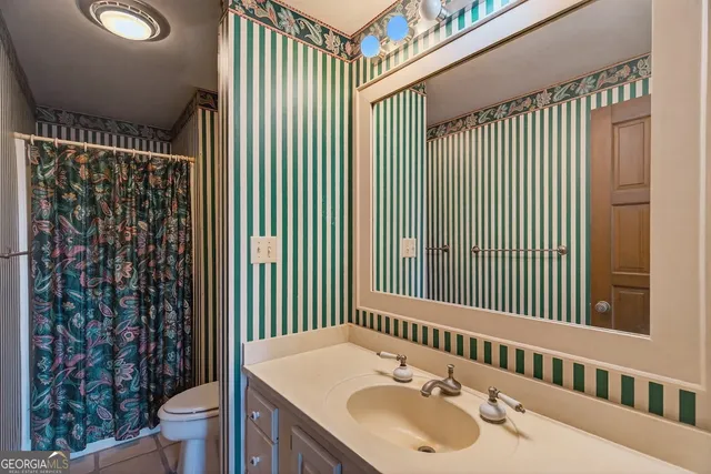 $975,000 | 116 Deal Drive, LaGrange, GA 30240