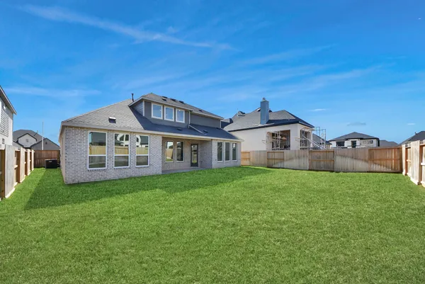 $3,800 | 31046 Vintage Crk Lane, Fulshear, TX 77441