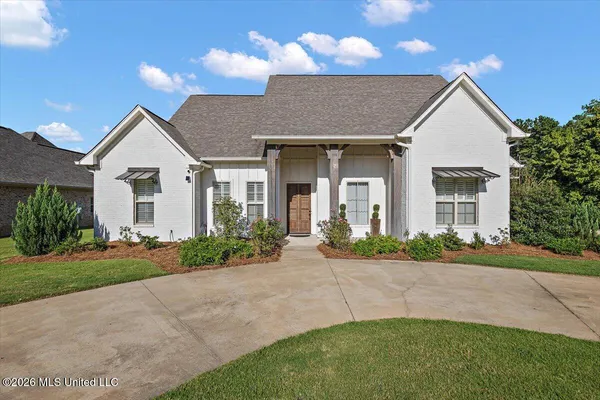 $499,000 | 100 Camden Lake Drive, Madison, MS 39110