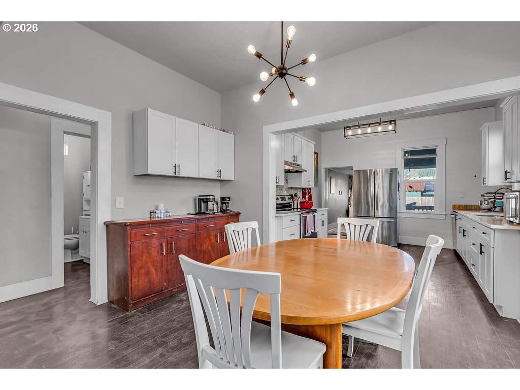 519 West Main Street Sheridan, OR 97378 - Photo 12 of 41