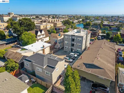 $1,899,000 | 2021 Clinton Avenue, Alameda, CA 94501