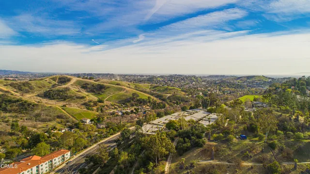 $3,395 | 4808 Vía Colina, Los Angeles, CA 90042