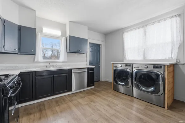 $154,900 | 1302 St Marys Avenue, Fort Wayne, IN 46808