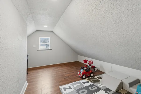 $154,900 | 1302 St Marys Avenue, Fort Wayne, IN 46808