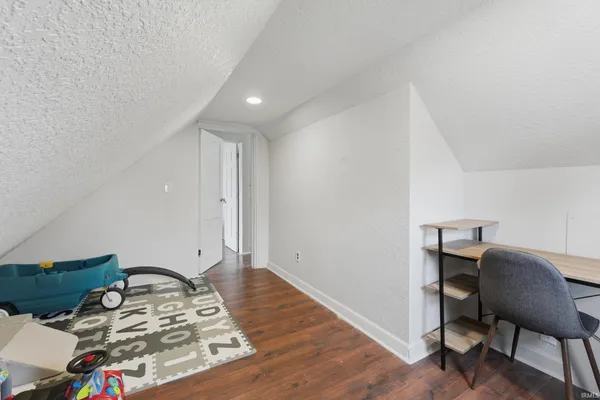 $154,900 | 1302 St Marys Avenue, Fort Wayne, IN 46808