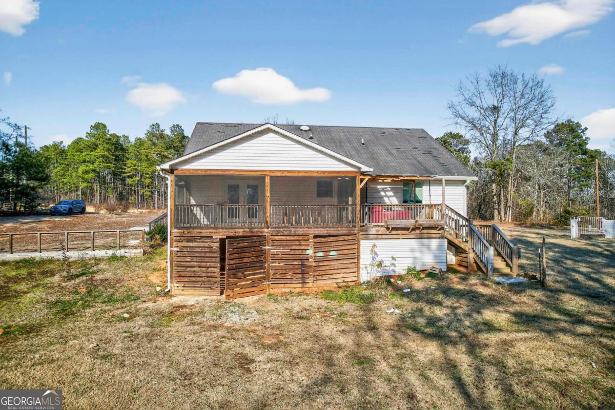 243 Minor Road Northeast Milledgeville, GA 31061 - Photo 2 of 25