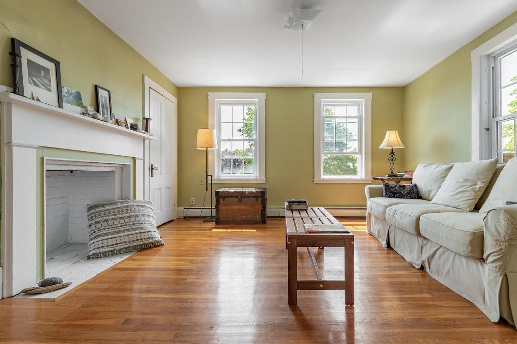 14 Reed Street, Unit 2 Marblehead, MA 01945 - Photo 1 of 29 Gallery Image 1